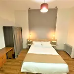 Rue Sarret Xxl