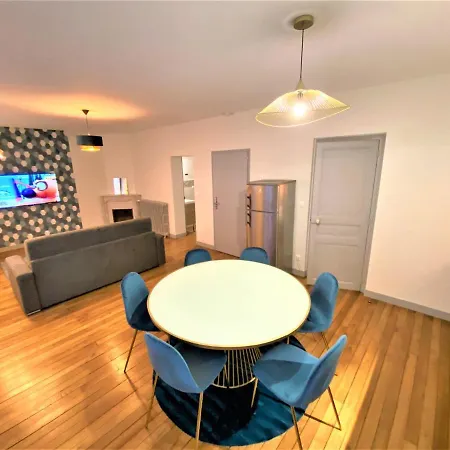 Apartment Rue Sarret Xxl