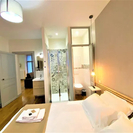 Apartment Rue Sarret Xxl