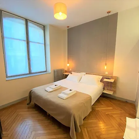 Rue Sarret Xxl * Ανζέρ