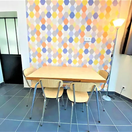 Rue Sarret Xxl * Анже