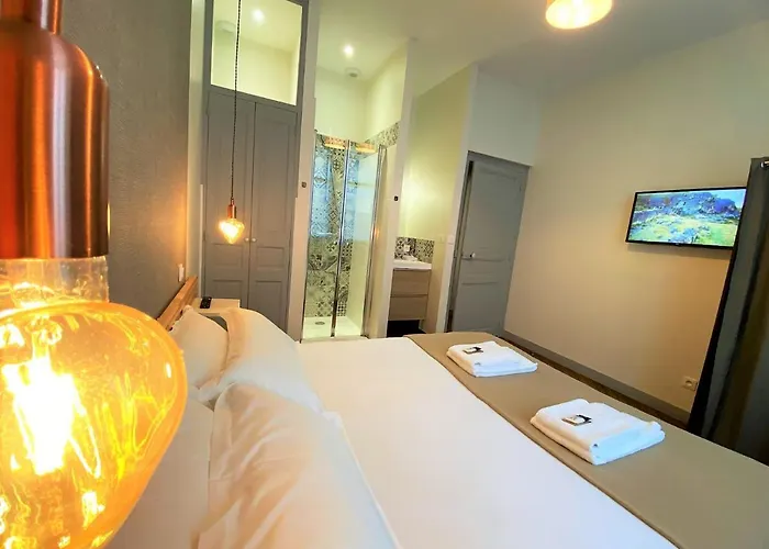 Rue Sarret Xxl * 昂热